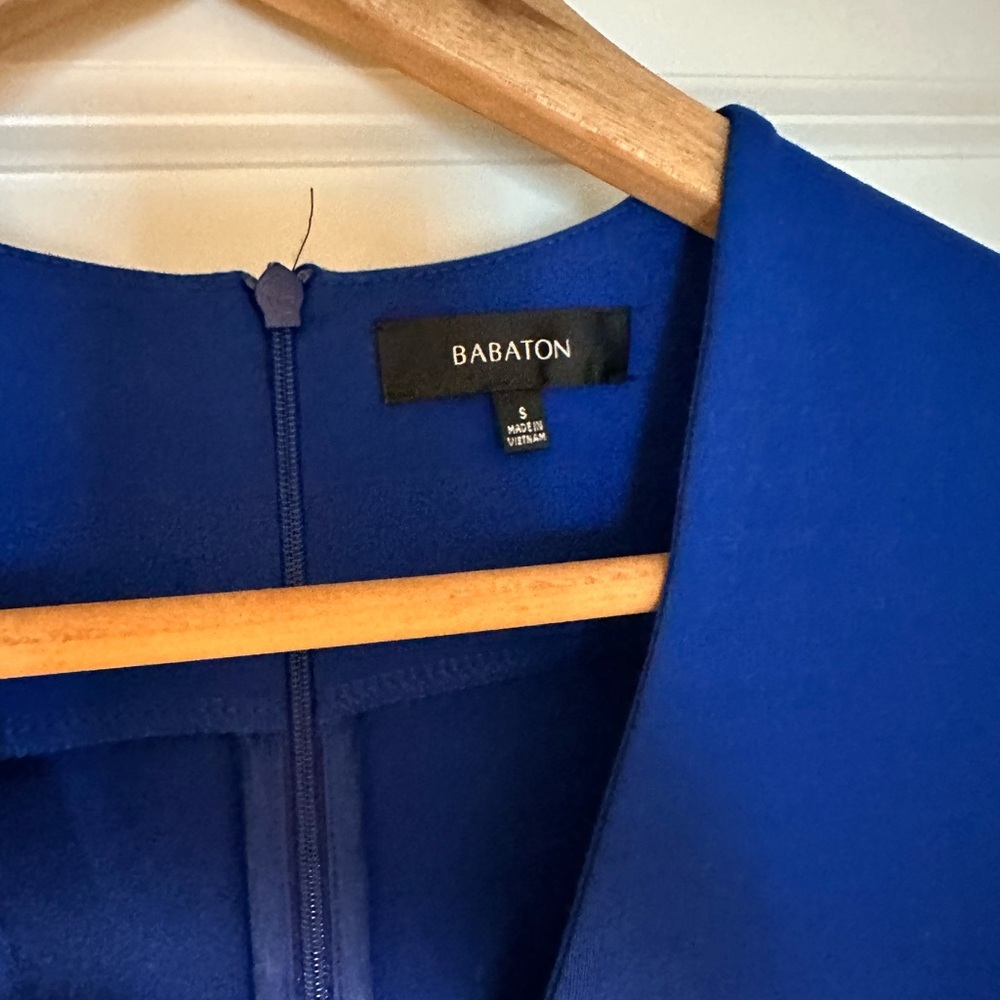 Aritzia Babaton Royal Blue V-Neck bodysuit - Picture 3 of 3